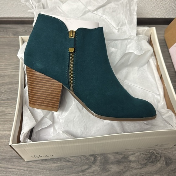 Style & Co Women's Masrinaa Ankle Booties - Picture 5 of 5
